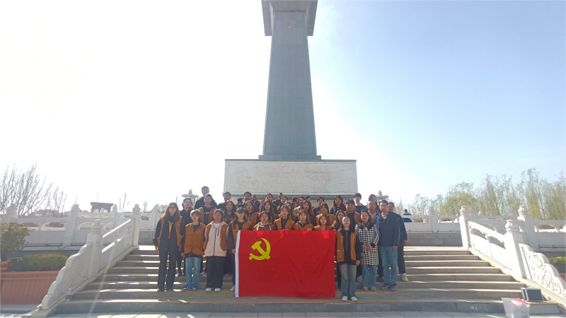 气清景明 清明融情