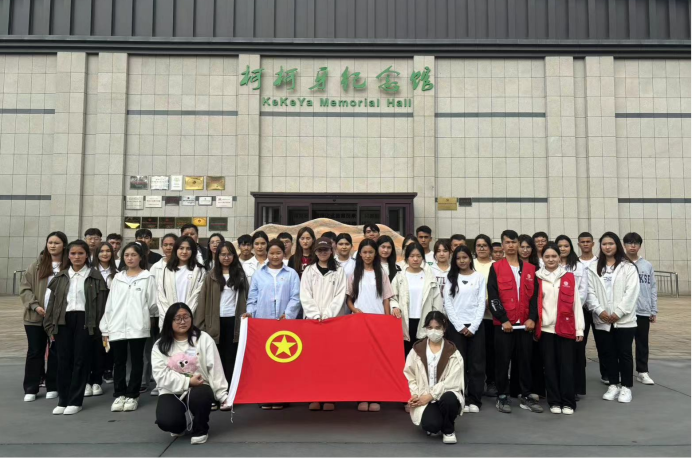 重温峥嵘岁月  传承柯柯牙精神—信息工程学院带领新生赴柯柯牙纪念馆参观