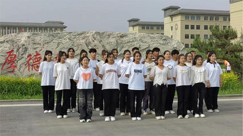 图片25.jpg