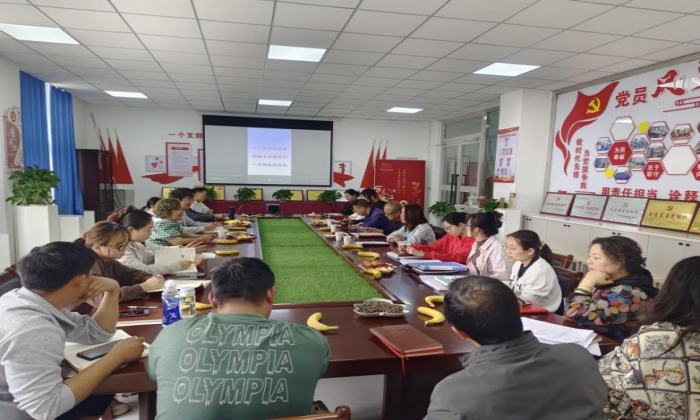 “薪火传承  青蓝相继”教师座谈会——纺织工程学院开展分工会活动