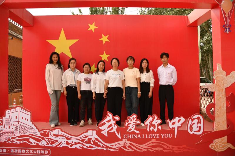 弘扬国旗文化，厚植家国情怀
